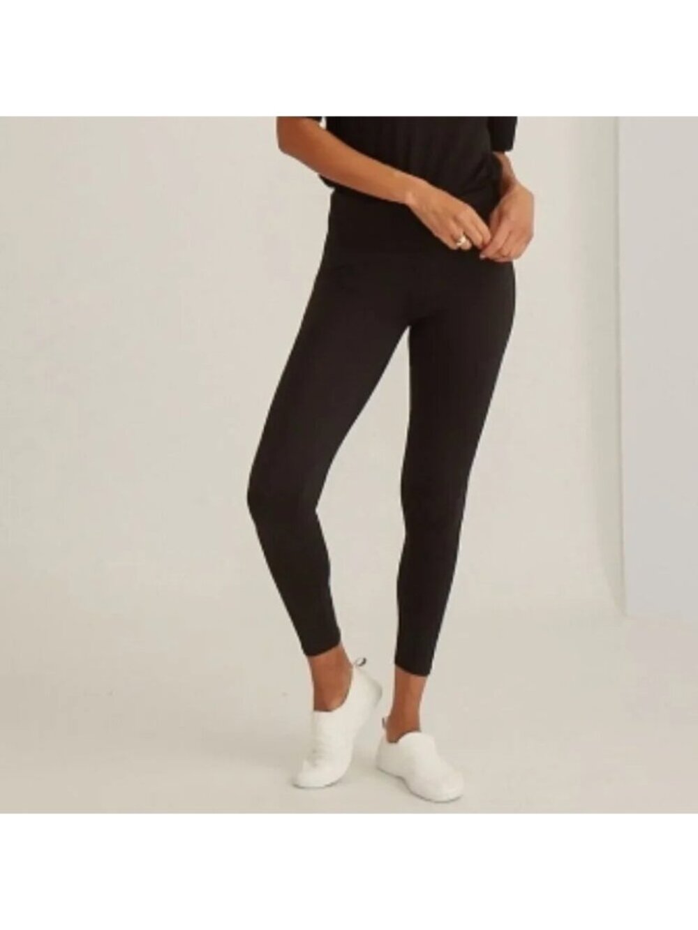 NEW Cuddl Duds Black Flexwear Leggings - Large